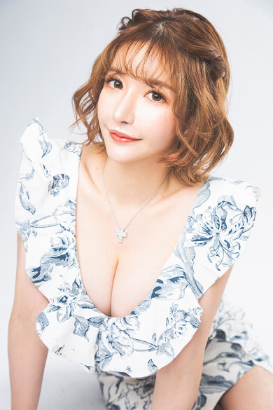 桜葵 あゆみプロフィール写真3